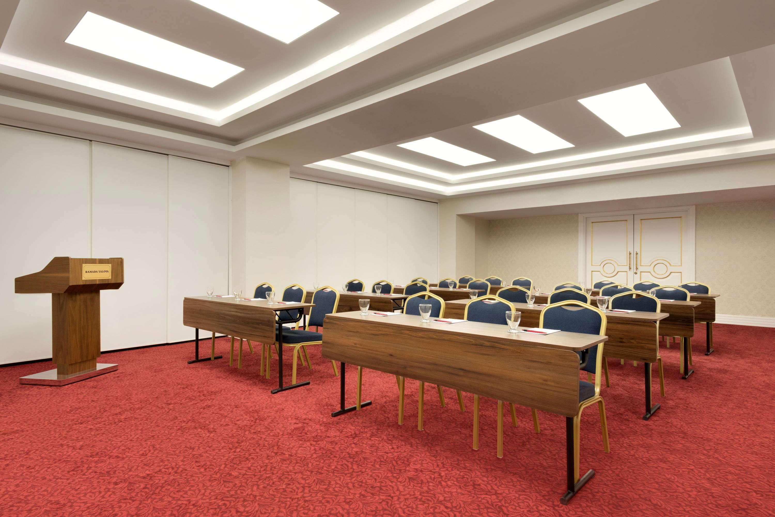 Ramada By Wyndham Yalova Hotel Yalova  Exterior photo