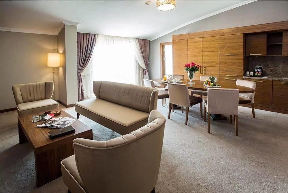 Ramada By Wyndham Yalova Hotel Yalova  Exterior photo