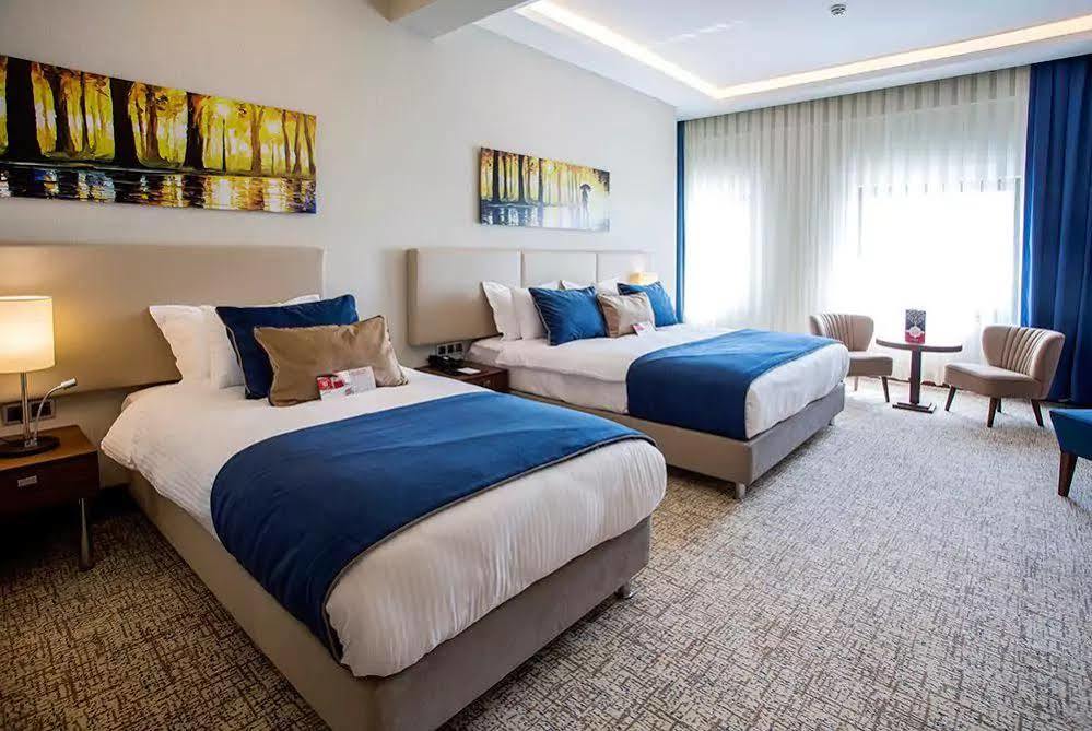 Ramada By Wyndham Yalova Hotel Yalova  Exterior photo