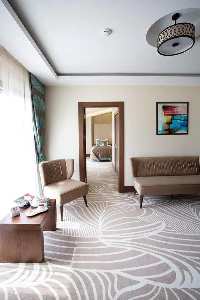 Ramada By Wyndham Yalova Hotel Yalova  Exterior photo